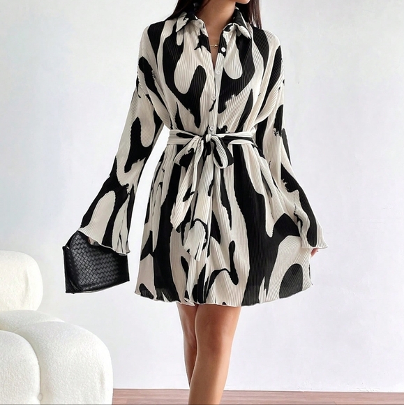 Allover Print Belted Shirt Dress - Picture 4 of 5